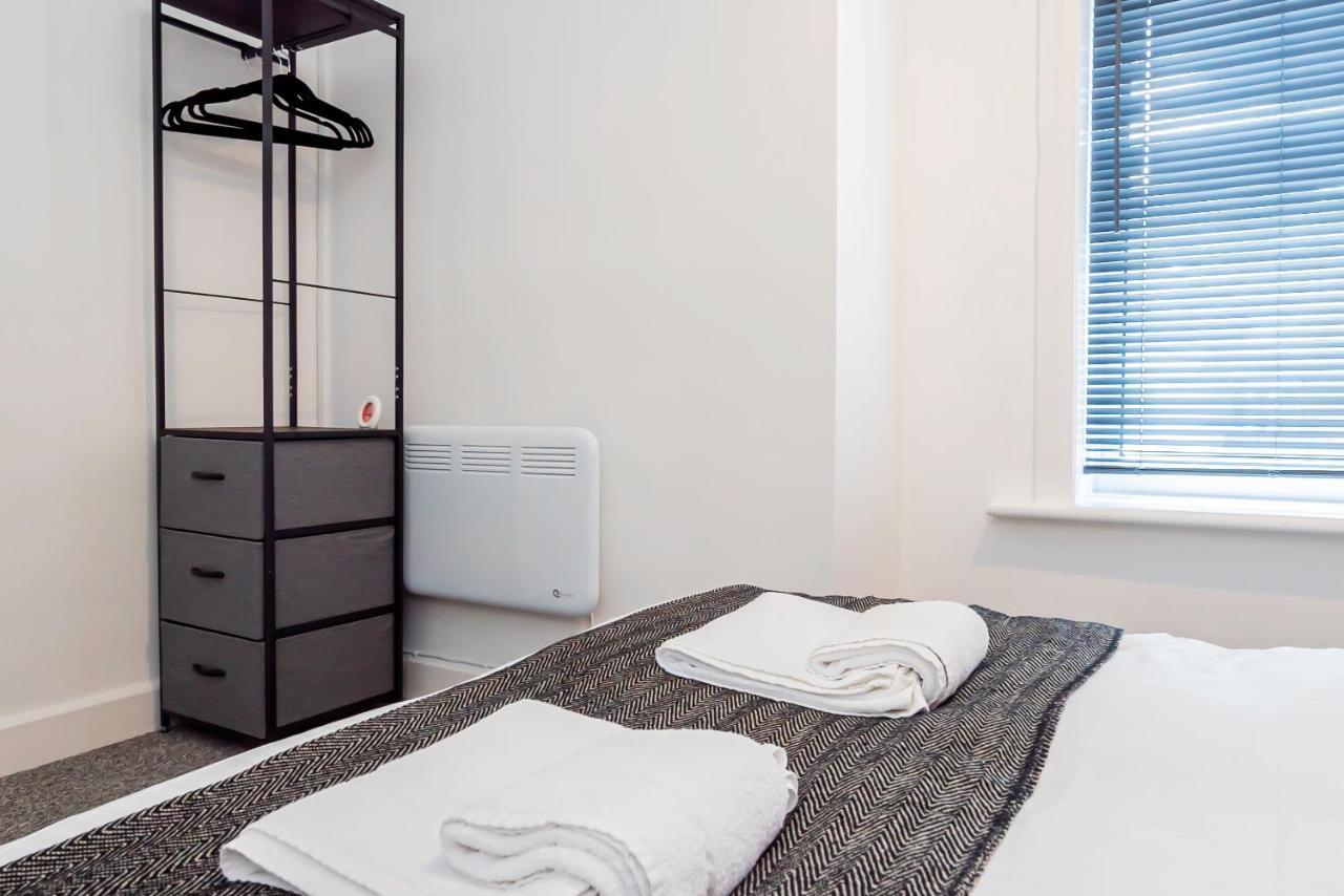 City Centre 3 Bed 8 Guest Parking Near Mayflower! Southampton Bagian luar foto